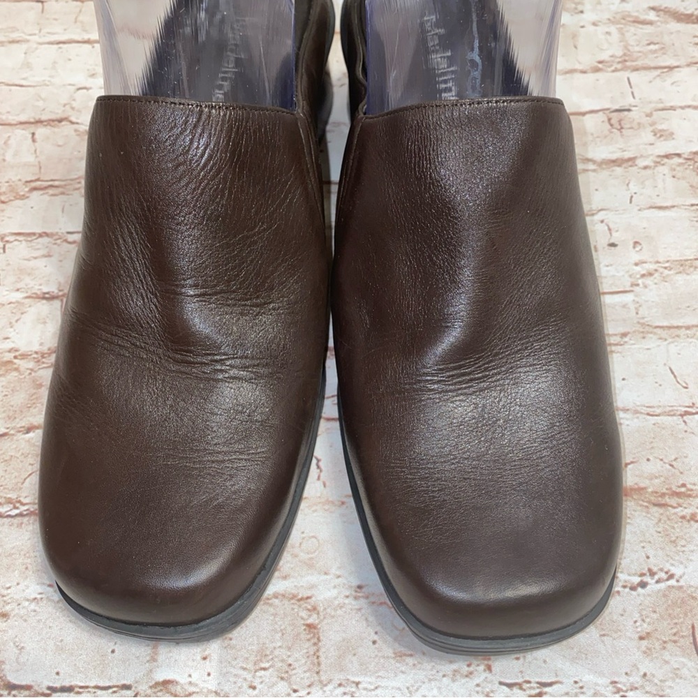 Sold - Picture 2 of 5